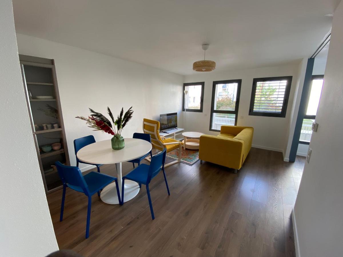 Apartment Standing