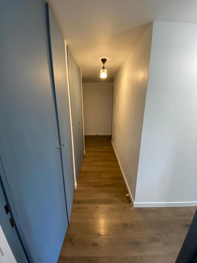Apartment Standing Suresnes